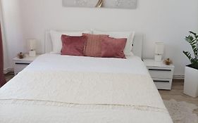 Soft Apartments